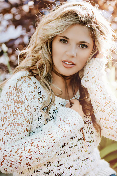 The Best High School Senior Photographers Sylvania Northview, Perrysburg, Clay High High School, Anthony Wayne High School, Ottawa Hills High