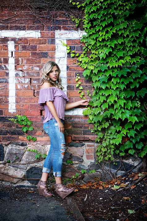 The Best High School Senior Photographers Sylvania Northview, Perrysburg, Clay High High School, Anthony Wayne High School, Ottawa Hills High