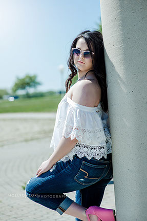 The Best High School Senior Photographers Sylvania Northview, Perrysburg, Bedford High School, Anthony Wayne High School, Ottawa Hills High