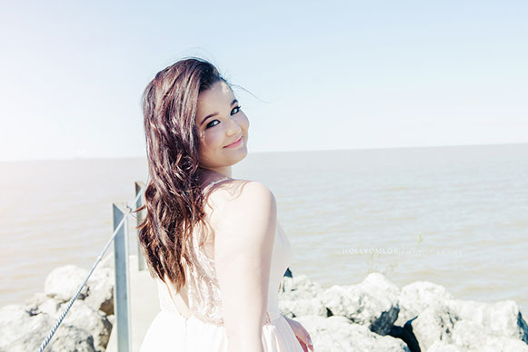 The Best High School Senior Photographers Sylvania Northview, Perrysburg, Bedford High School, Anthony Wayne High School, Ottawa Hills High