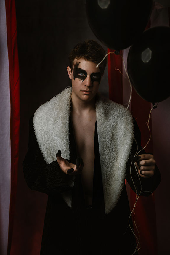 Top High School Senior Photographers Sylvania Northview, Perrysburg, Clay High High School, Anthony Wayne High School, Ottawa Hills High