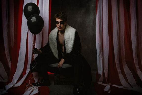 Top High School Senior Photographers Sylvania Northview, Perrysburg, Clay High High School, Anthony Wayne High School, Ottawa Hills High