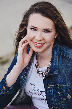 Top High School Senior Photographers Sylvania Northview, Perrysburg, Clay High High School, Anthony Wayne High School, Ottawa Hills High