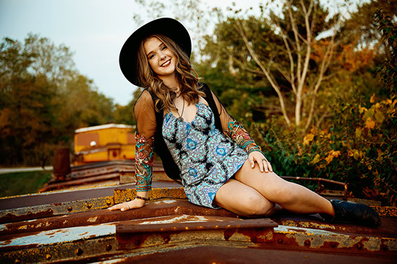 Top High School Senior Photographers Toledo Sylvania Northview, Perrysburg, Clay High School, Anthony Wayne High School, Ottawa Hills School