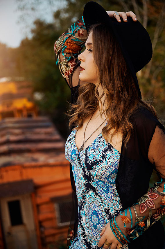 Top High School Senior Photographers Toledo Sylvania Northview, Perrysburg, Clay High School, Anthony Wayne High School, Ottawa Hills School