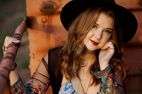 Top High School Senior Photographers Toledo Sylvania Northview, Perrysburg, Clay High School, Anthony Wayne High School, Ottawa Hills School