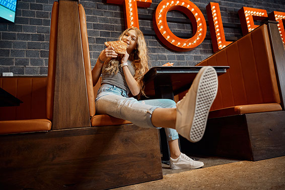 Top High School Senior Photographers Toledo Sylvania Northview, Perrysburg, Clay High School Anthony Wayne High School, Ottawa Hills High School