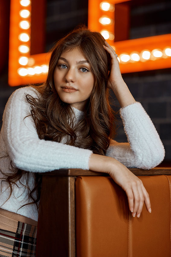 Top High School Senior Photographers Toledo Sylvania Northview, Perrysburg, Clay High School Anthony Wayne High School, Ottawa Hills High School