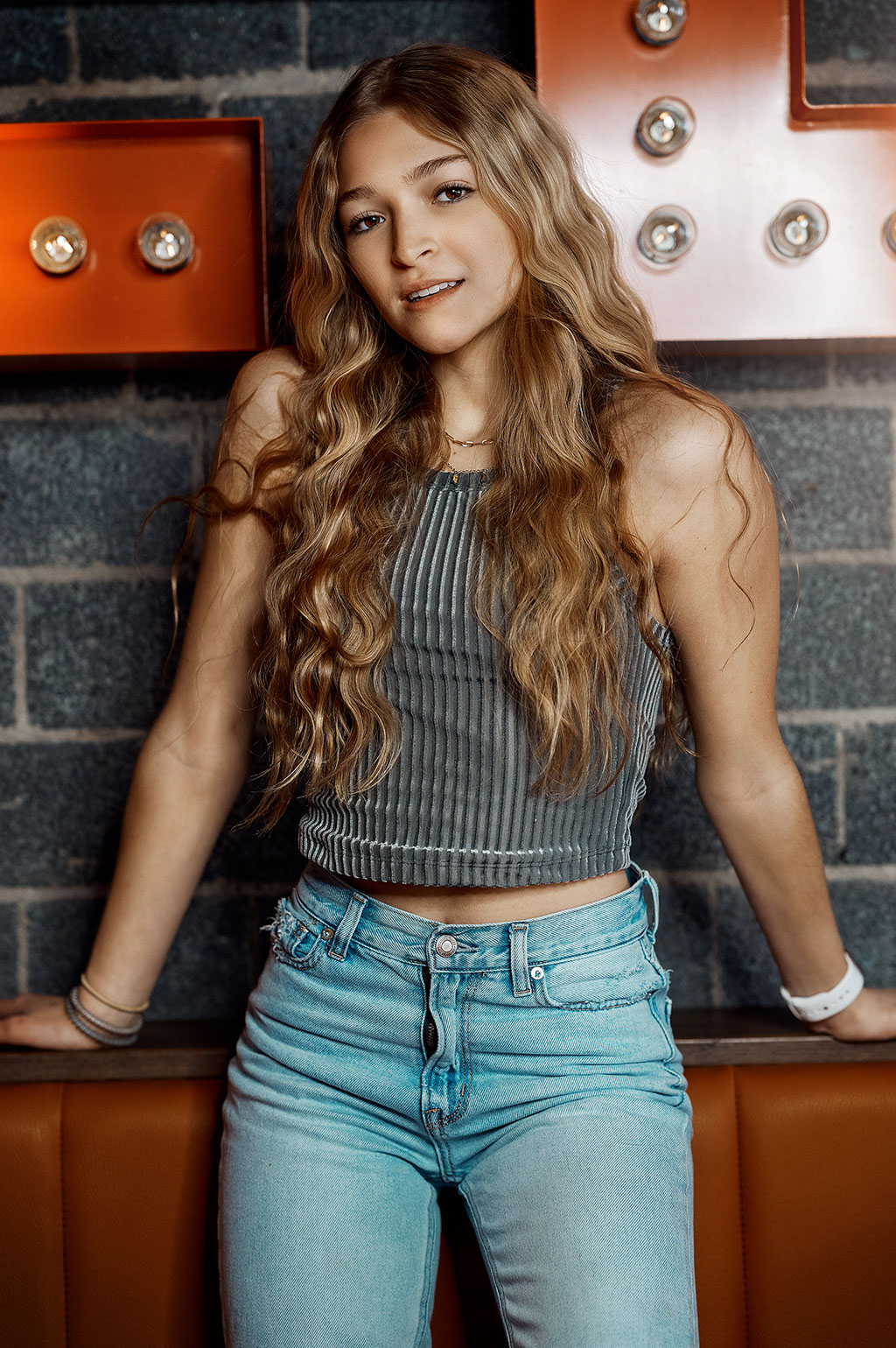 Top High School Senior Photographers Toledo Sylvania Northview, Perrysburg, Clay High School Anthony Wayne High School, Ottawa Hills High School