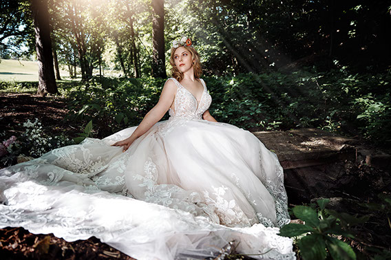 Ann Arbor Michigan and the greater Metro Detroit area, and offering unique Teen and High School Senior Portraits. Garden City High School in Gar