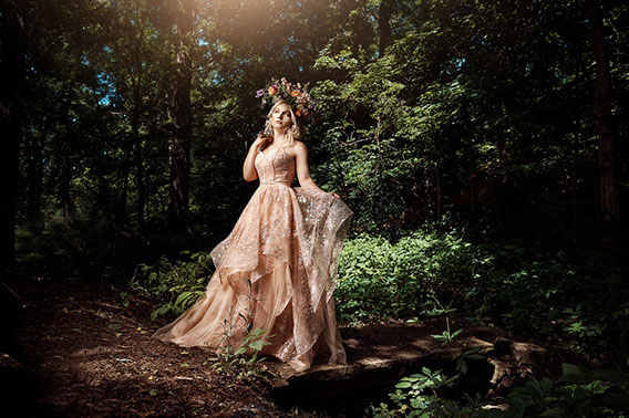 Ann Arbor Michigan and the greater Metro Detroit area, and offering unique Teen and High School Senior Portraits. Garden City High School in Gar