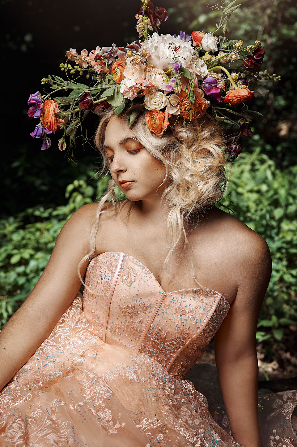 Ann Arbor Michigan and the greater Metro Detroit area, and offering unique Teen and High School Senior Portraits. Garden City High School in Gar