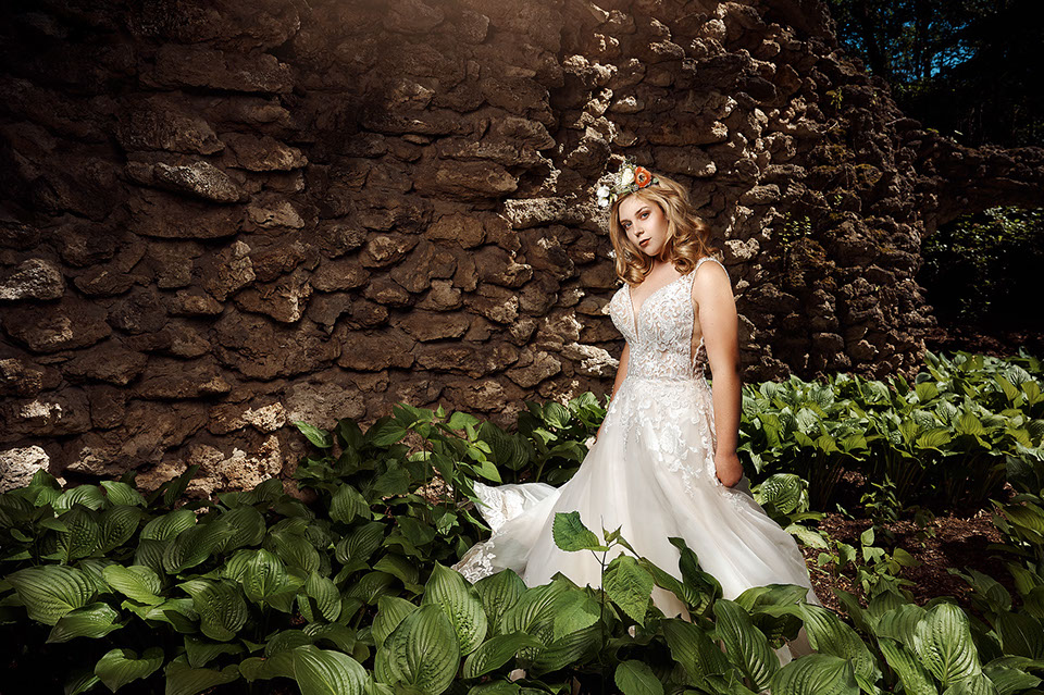 Ann Arbor Michigan and the greater Metro Detroit area, and offering unique Teen and High School Senior Portraits. Garden City High School in Gar