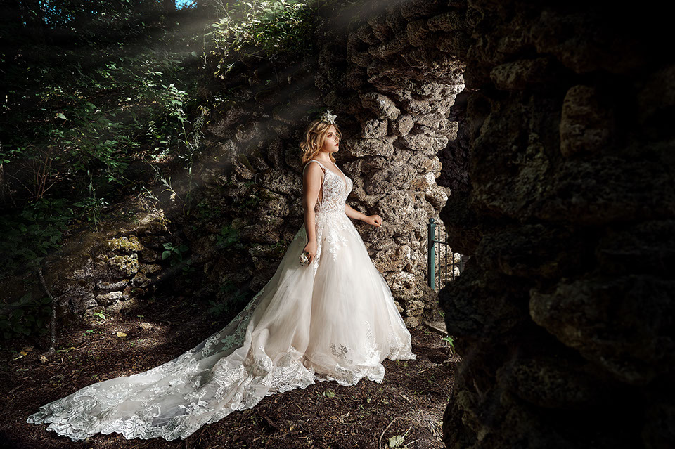 Ann Arbor Michigan and the greater Metro Detroit area, and offering unique Teen and High School Senior Portraits. Garden City High School in Gar