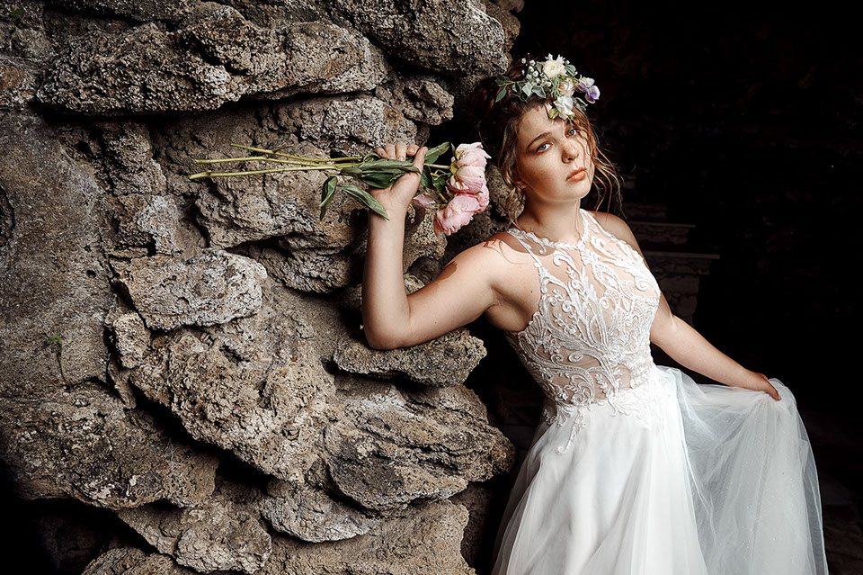 Ann Arbor Michigan and the greater Metro Detroit area, and offering unique Teen and High School Senior Portraits. Garden City High School in Gar