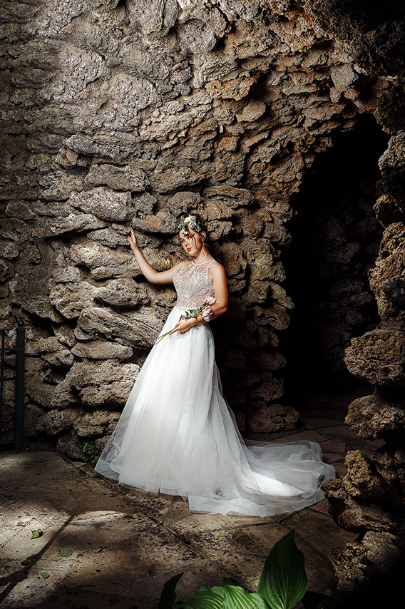 Ann Arbor Michigan and the greater Metro Detroit area, and offering unique Teen and High School Senior Portraits. Garden City High School in Gar