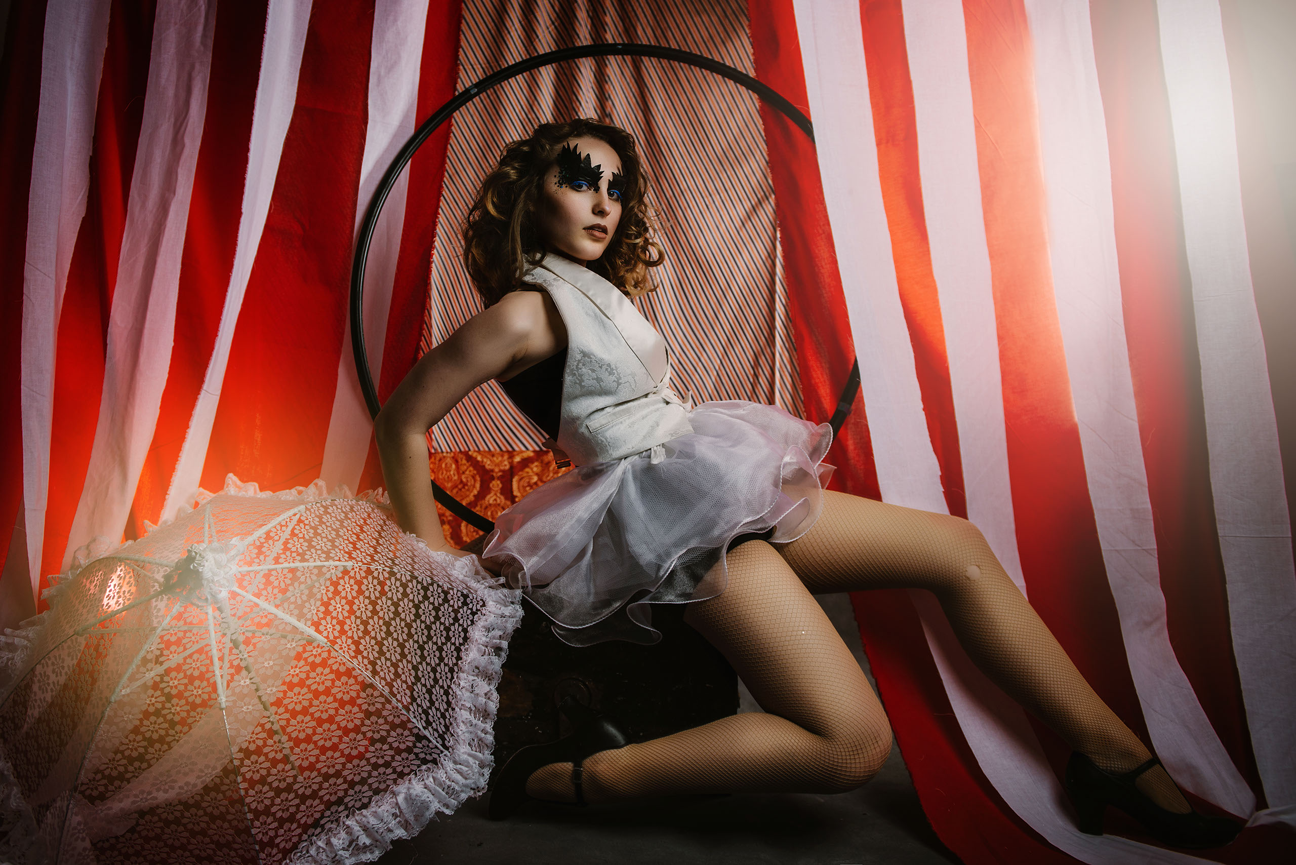 Senior Portraits Toledo Ohio Photographer Perrysburg Maumee. High School Senior Photography. Perrysburg, Maumee, Anthony Wayne, Notre Dame Acade