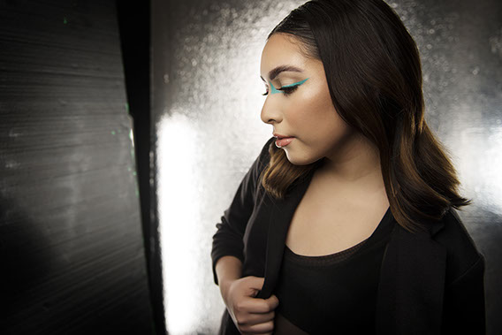 Top 10 High School Senior Photographers Sylvania Northview, Perrysburg, Clay High High School, Anthony Wayne High School, Ottawa Hills High