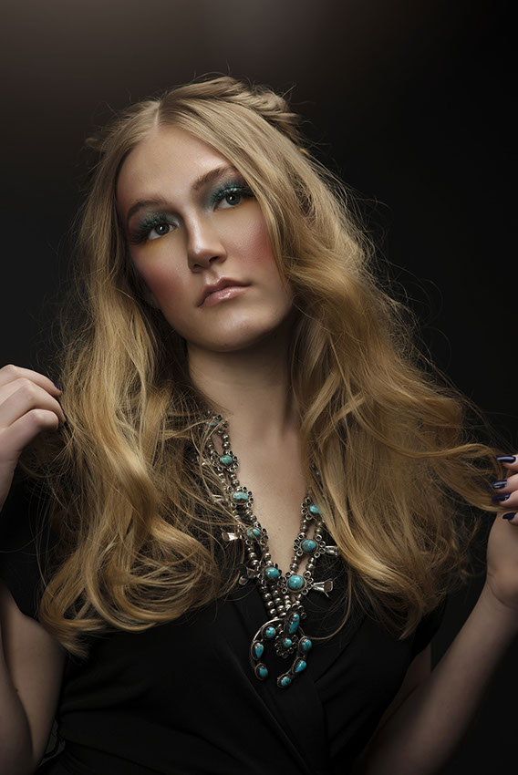 Top 10 High School Senior Photographers Sylvania Northview, Perrysburg, Clay High High School, Anthony Wayne High School, Ottawa Hills High