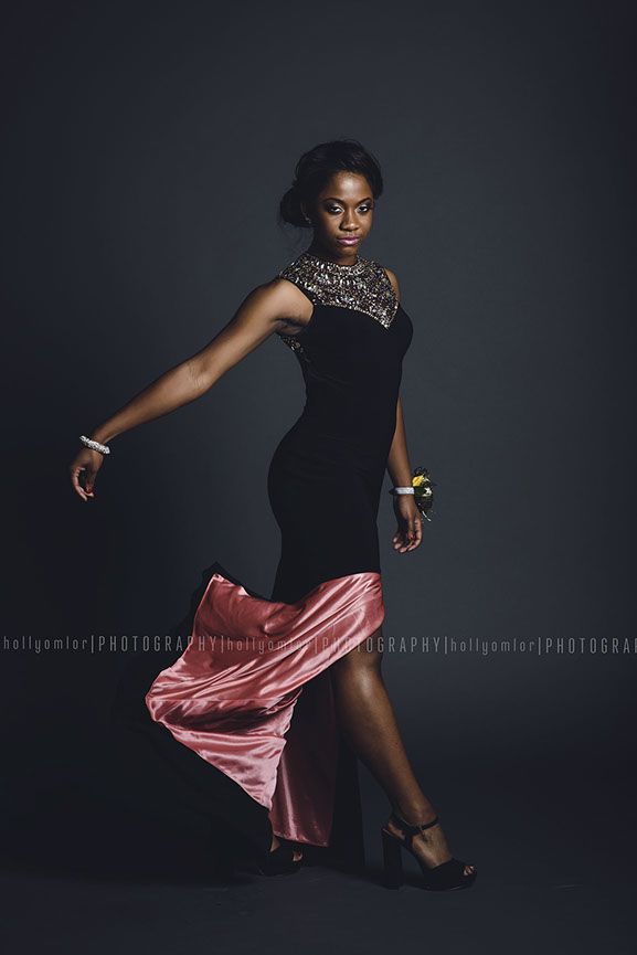 Portrait of Toledo School for the Art Students before their senior High Prom. Senior Photographer, Perrysburg, Sylvania, Anthony Wayne 