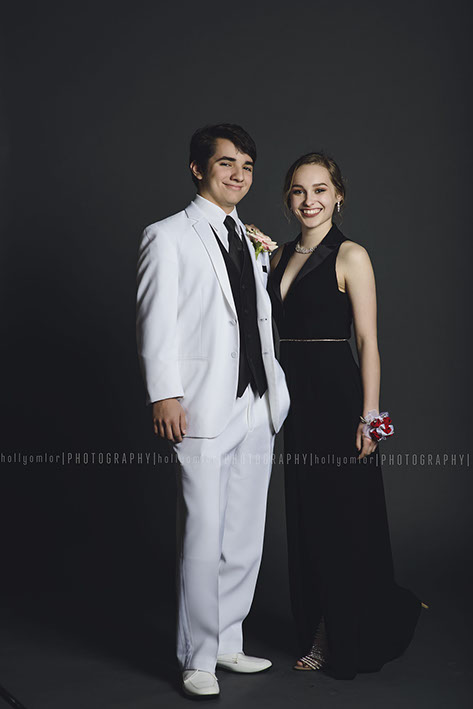 Portrait of Toledo School for the Art Students before their senior High Prom. Senior Photographer, Perrysburg, Sylvania, Anthony Wayne 