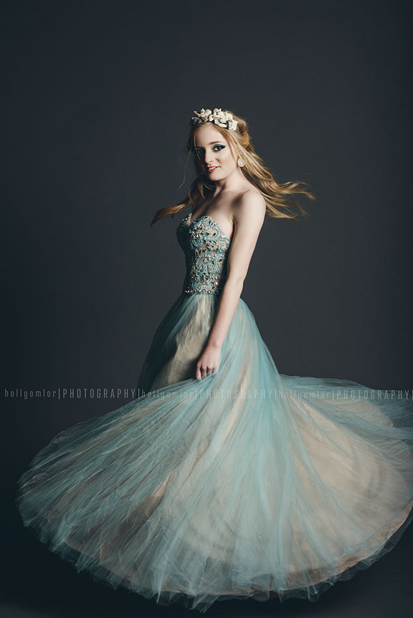 Portrait of Toledo School for the Art Students before their senior High Prom. Senior Photographer, Perrysburg, Sylvania, Anthony Wayne 