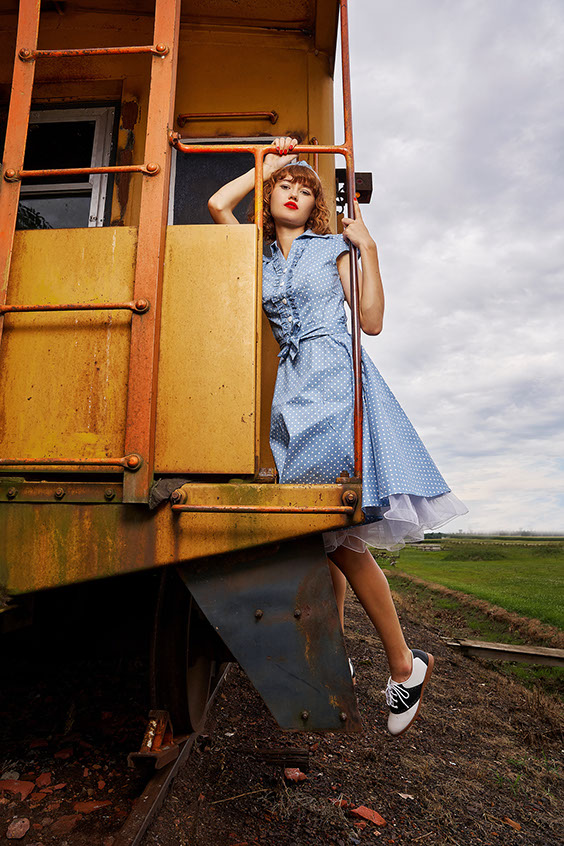 High School Senior Photographers Sylvania Northview, Perrysburg, Bedford High School, Anthony Wayne High School, Ottawa Hills High School