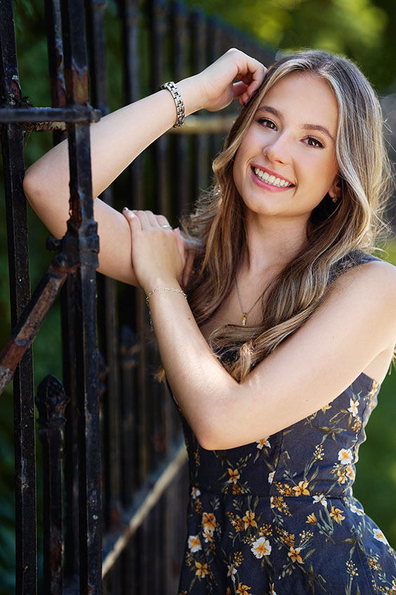 High School Senior Photographers Sylvania Northview, Perrysburg, Bedford High School, Anthony Wayne High School, Ottawa Hills High School