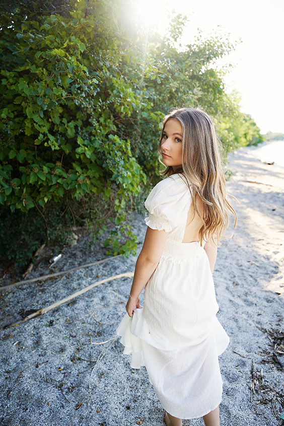 High School Senior Photographers Sylvania Northview, Perrysburg, Bedford High School, Anthony Wayne High School, Ottawa Hills High School