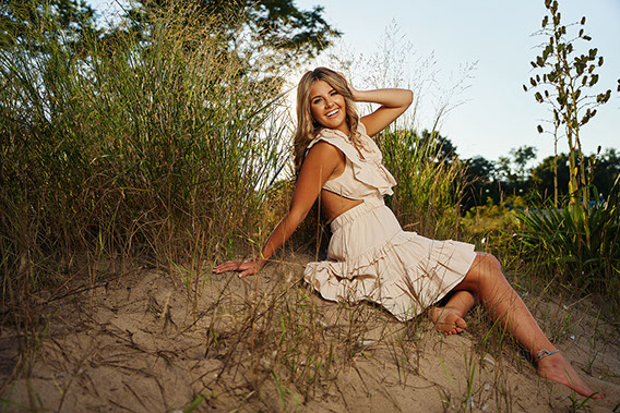 High School Senior Photographers Sylvania Northview, Perrysburg, Bedford High School, Anthony Wayne High School, Ottawa Hills High School