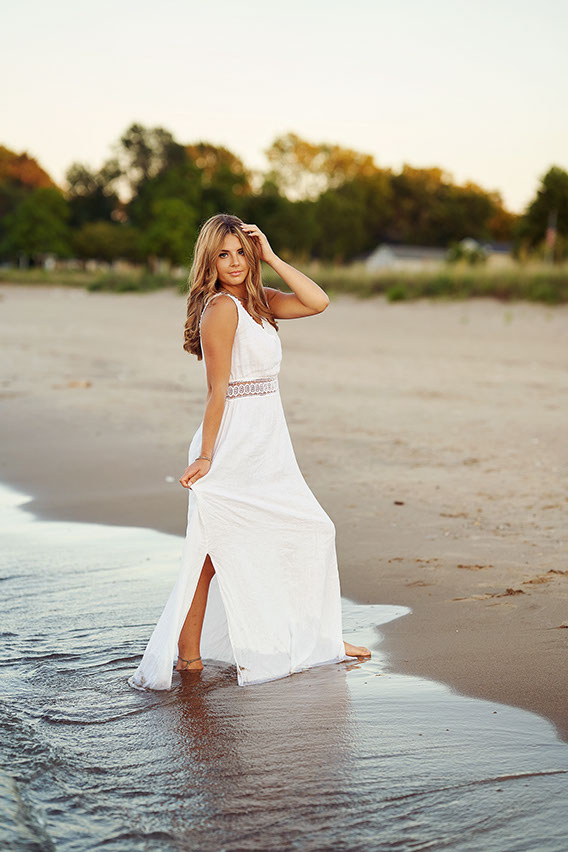 High School Senior Photographers Sylvania Northview, Perrysburg, Bedford High School, Anthony Wayne High School, Ottawa Hills High School