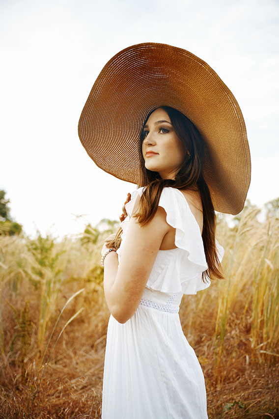 High School Senior Photographers Sylvania Northview, Perrysburg, Bedford High School, Anthony Wayne High School, Ottawa Hills High School