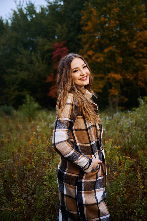 High School Senior Photographers Sylvania Northview, Perrysburg, Bedford High School, Anthony Wayne High School, Ottawa Hills High School