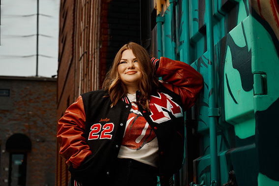 High School Senior Photographers Sylvania Northview, Perrysburg, Bedford High School, Anthony Wayne High School, Ottawa Hills High School