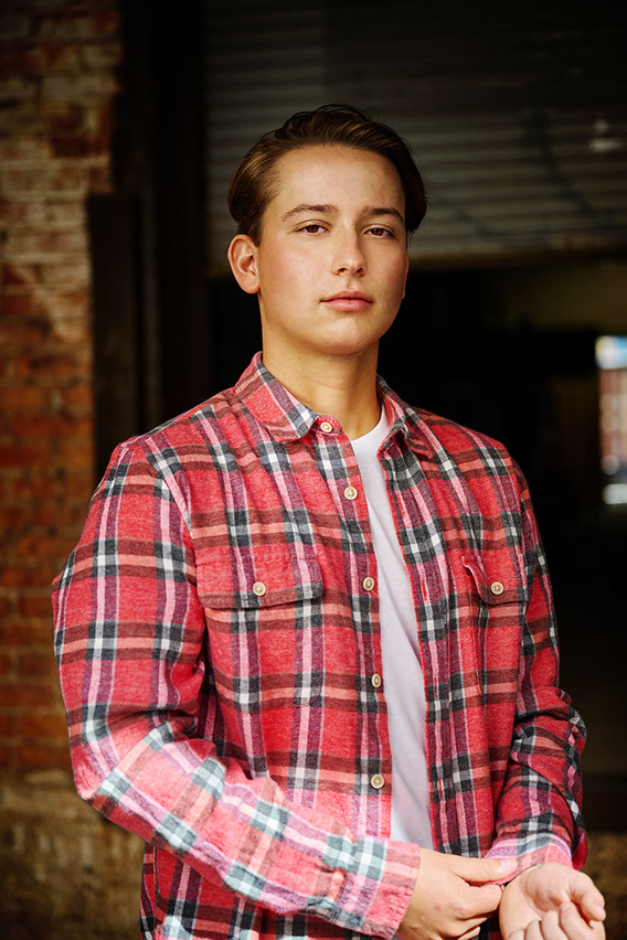 High School Senior Photographers Sylvania Northview, Perrysburg, Bedford High School, Anthony Wayne High School, Ottawa Hills High School