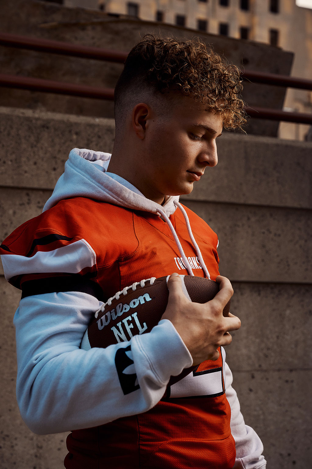 High School Senior Photographers Sylvania Northview, Perrysburg, Bedford High School, Anthony Wayne High School, Ottawa Hills High School