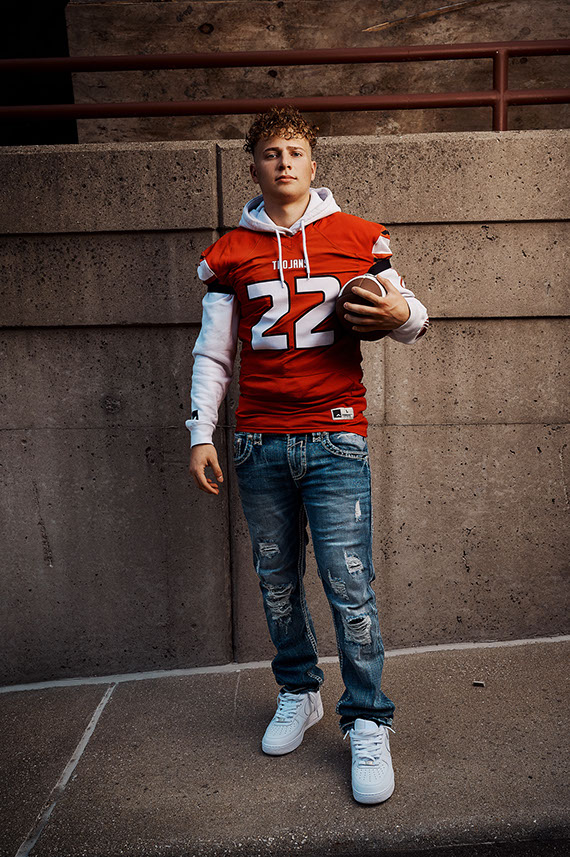 High School Senior Photographers Sylvania Northview, Perrysburg, Bedford High School, Anthony Wayne High School, Ottawa Hills High School