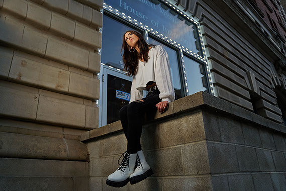 High School Senior Photographers Sylvania Northview, Perrysburg, Bedford High School, Anthony Wayne High School, Ottawa Hills High School