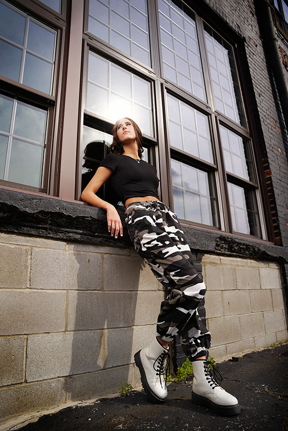 High School Senior Photographers Sylvania Northview, Perrysburg, Bedford High School, Anthony Wayne High School, Ottawa Hills High School