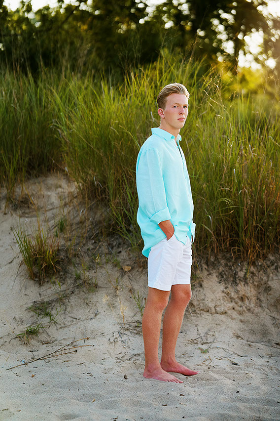 High School Senior Photographers Sylvania Northview, Perrysburg, Bedford High School, Anthony Wayne High School, Ottawa Hills High School