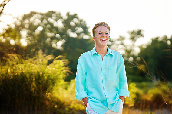 High School Senior Photographers Sylvania Northview, Perrysburg, Bedford High School, Anthony Wayne High School, Ottawa Hills High School