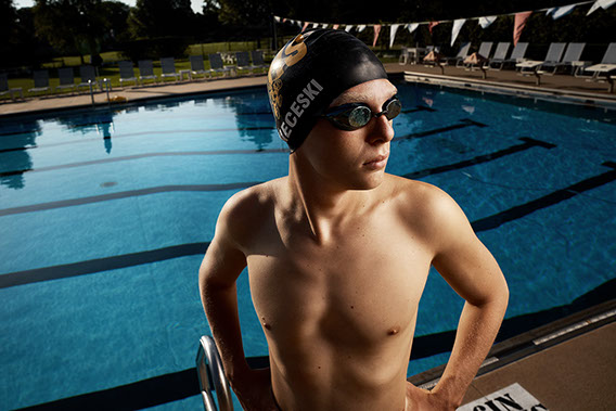 High School Senior Photographers Sylvania Northview, Perrysburg, Bedford High School, Anthony Wayne High School, Ottawa Hills High School