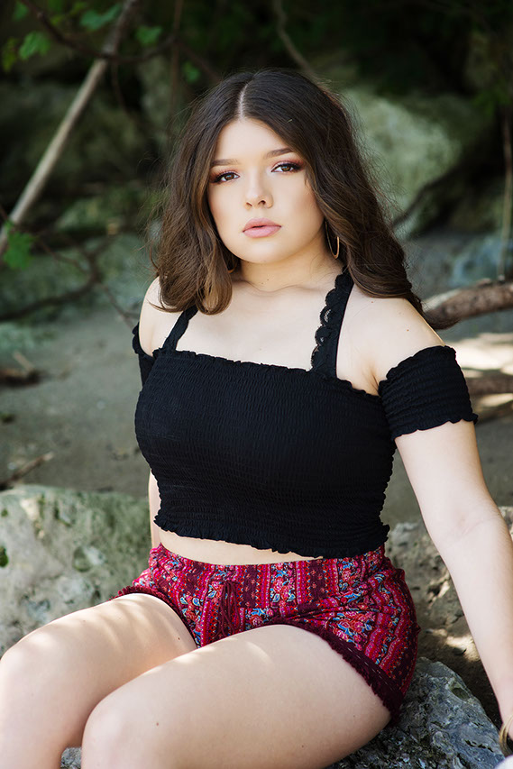 Ann Arbor Michigan and the greater Metro Detroit area, and offering unique Teen and High School Senior Portraits. Garden City High School in Gar