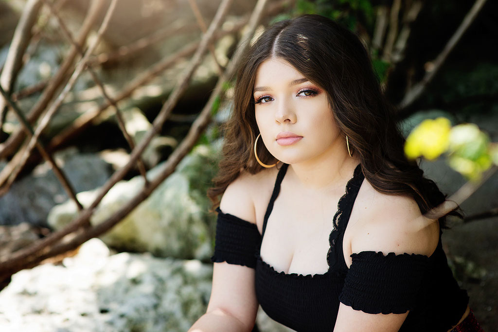 Ann Arbor Michigan and the greater Metro Detroit area, and offering unique Teen and High School Senior Portraits. Garden City High School in Gar