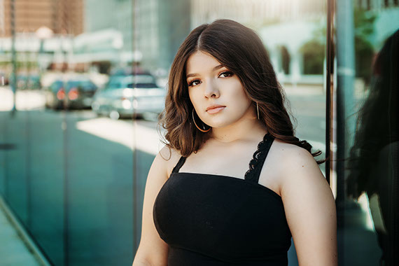 Ann Arbor Michigan and the greater Metro Detroit area, and offering unique Teen and High School Senior Portraits. Garden City High School in Gar