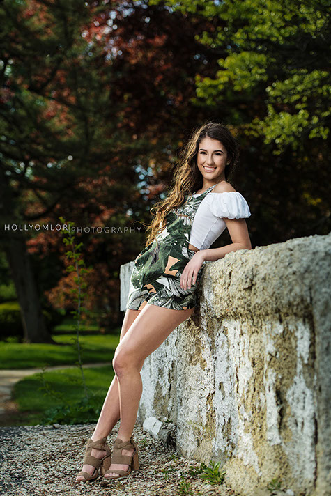 The Best High School Senior Photographers Sylvania Northview, Perrysburg, Bedford High School, Anthony Wayne High School, Ottawa Hills High