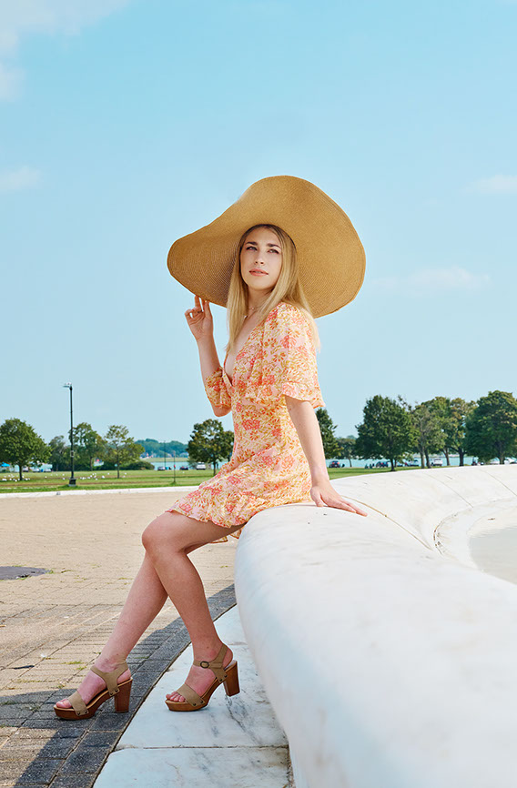 Senior Pictures Near Me Top High School Senior Photographers Toledo Sylvania Northview, Perrysburg, Clay High School, Anthony Wayne High School