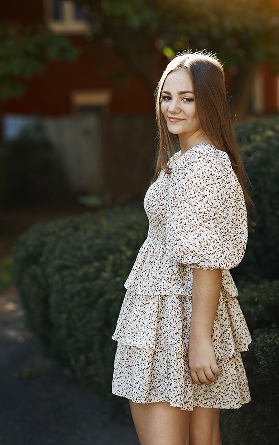 Senior Pictures Near Me Top High School Senior Photographers Toledo Sylvania Northview, Perrysburg, Clay High School, Anthony Wayne High School