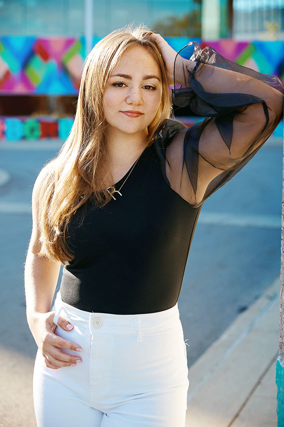 Senior Pictures Near Me Top High School Senior Photographers Toledo Sylvania Northview, Perrysburg, Clay High School, Anthony Wayne High School