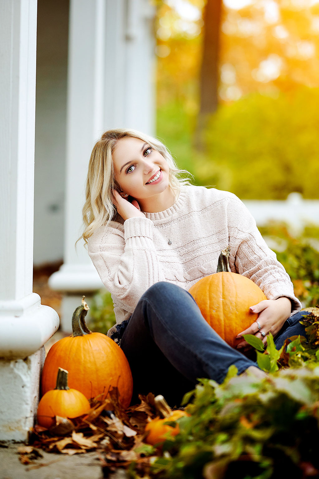 Senior Pictures Near Me Top High School Senior Photographers Toledo Sylvania Northview, Perrysburg, Clay High School, Anthony Wayne High School,